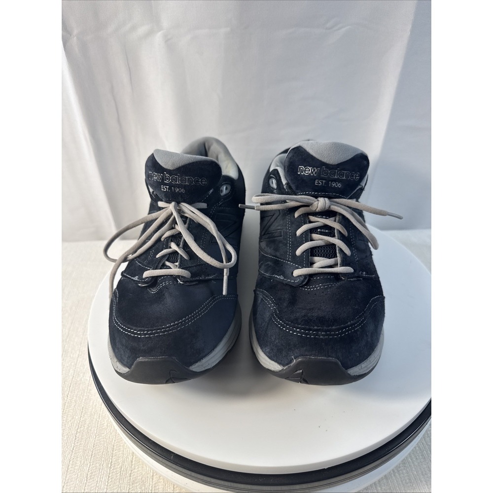 New Balance 928V3 Walking Shoes Women's Size 10.5 Blue Suede Sneakers